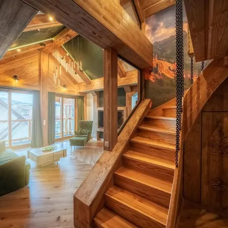 Apartahotel Mountain Shelter 4*