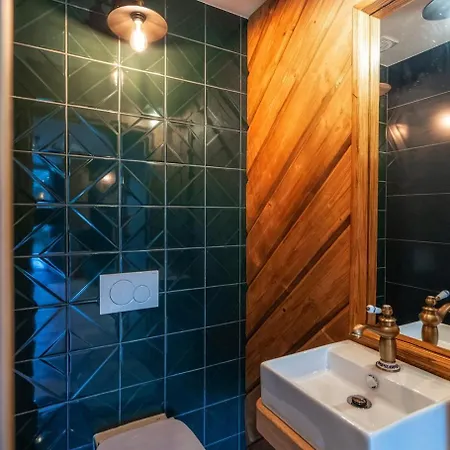 Mountain Shelter 4* Zakopane