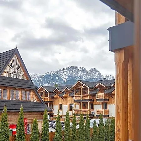 アパートホテル Mountain Shelter ザコパネ